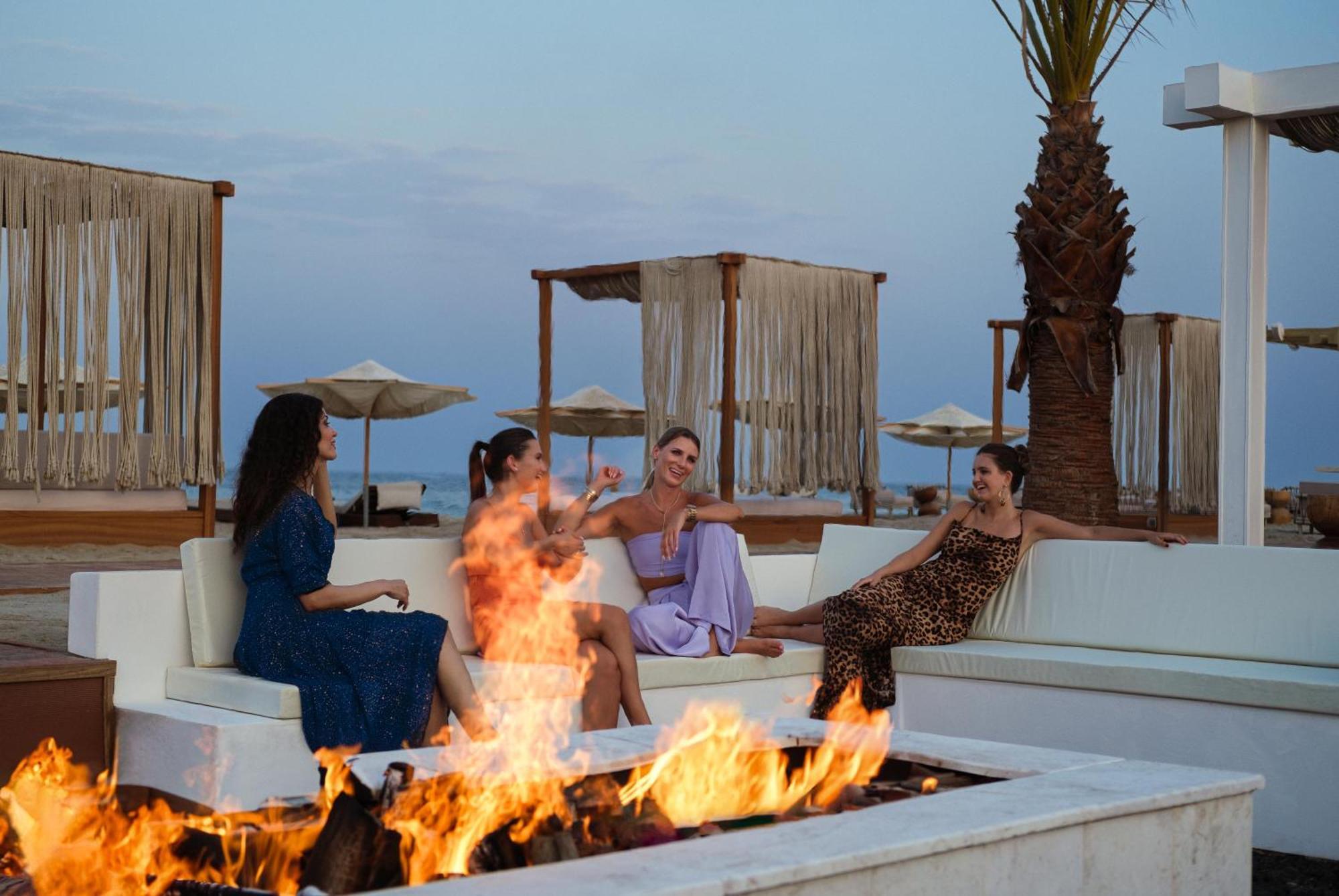 Ramlah Resort Sealine Beach Mesaieed Exterior photo
